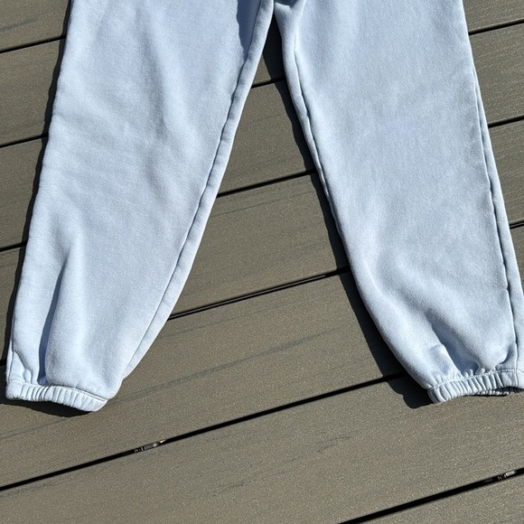 Champion Baby Blue Jogger Sweatpants Relaxed Fit Women's Size Medium - Picture 4 of 7
